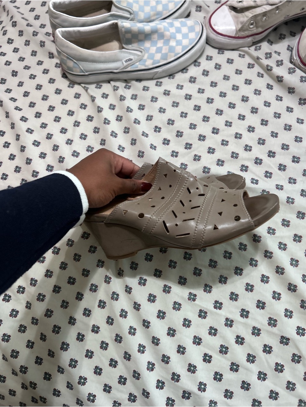 Tan professional wedges